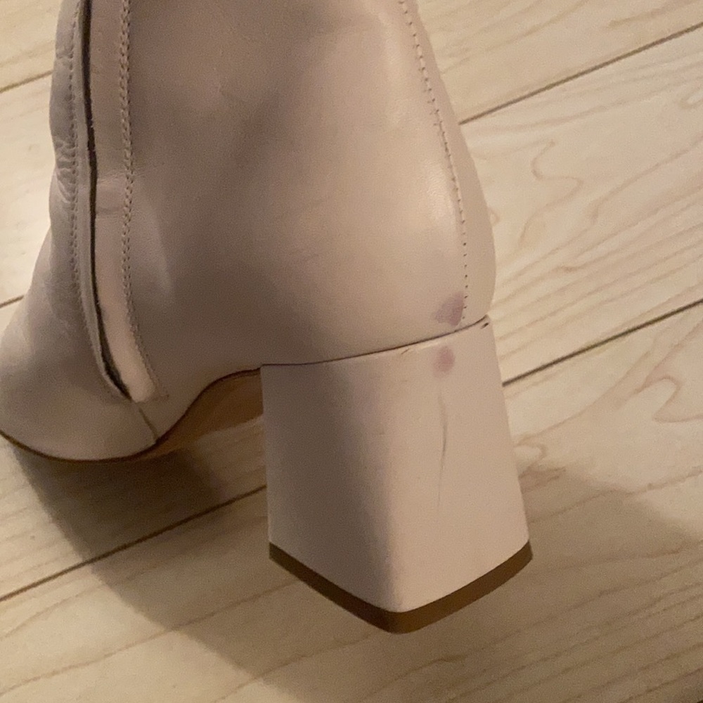TED BAKER WHITE BOOTS - Picture 2 of 4